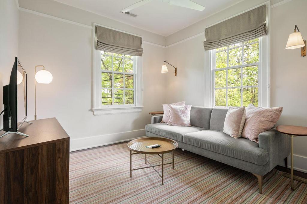 Oakhurst Inn At The University Charlottesville Luaran gambar